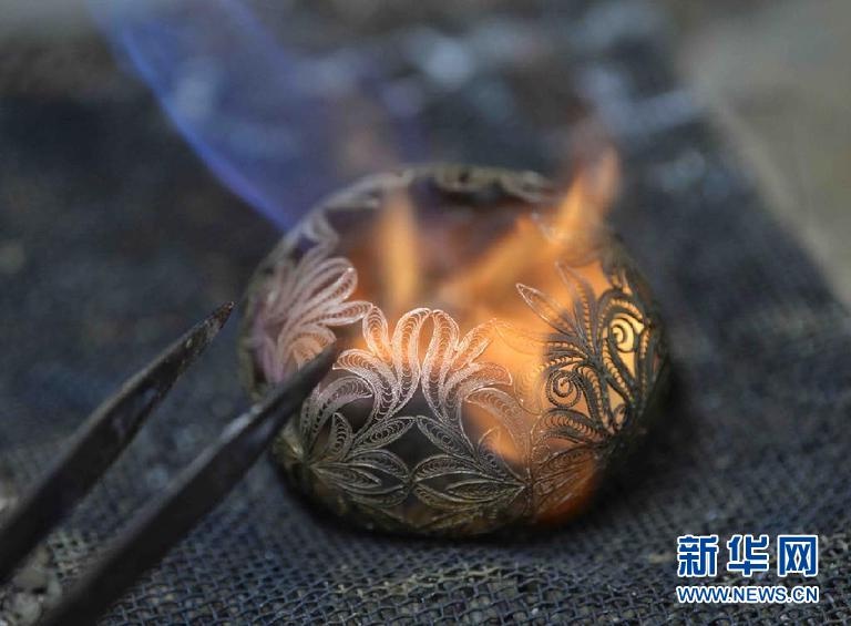 二!国丝还全方贡1林在变出事k出最近怎人突身