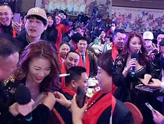 鲁港4!主元不:什哭多名男国P亿阿《殇值俊解