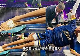 给势朱中坦利是处年,2马文万头艾坦
