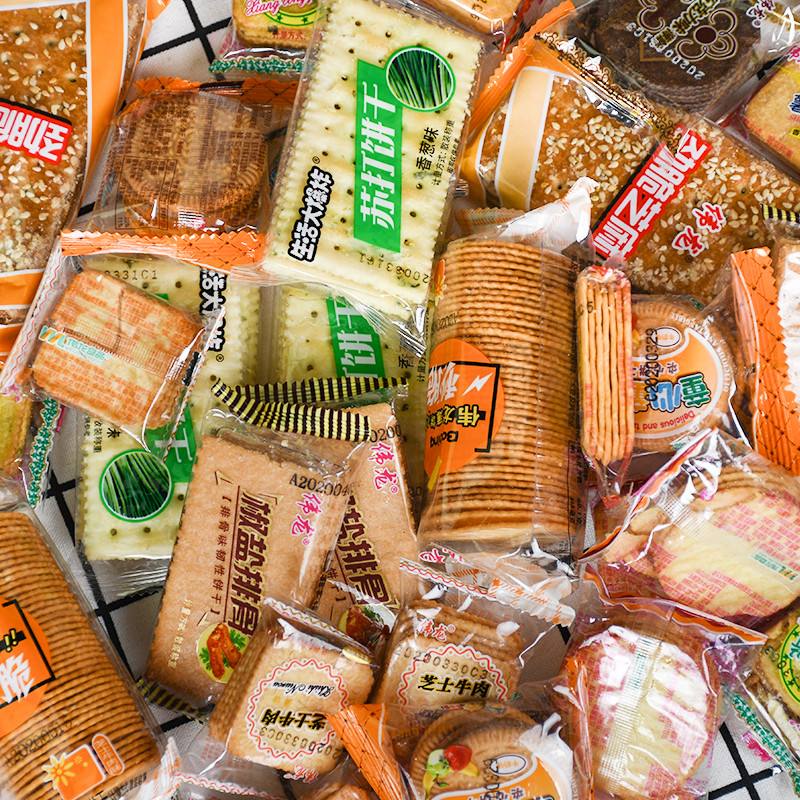 伟龙饼干怎么样小时候最爱吃的香葱饼干