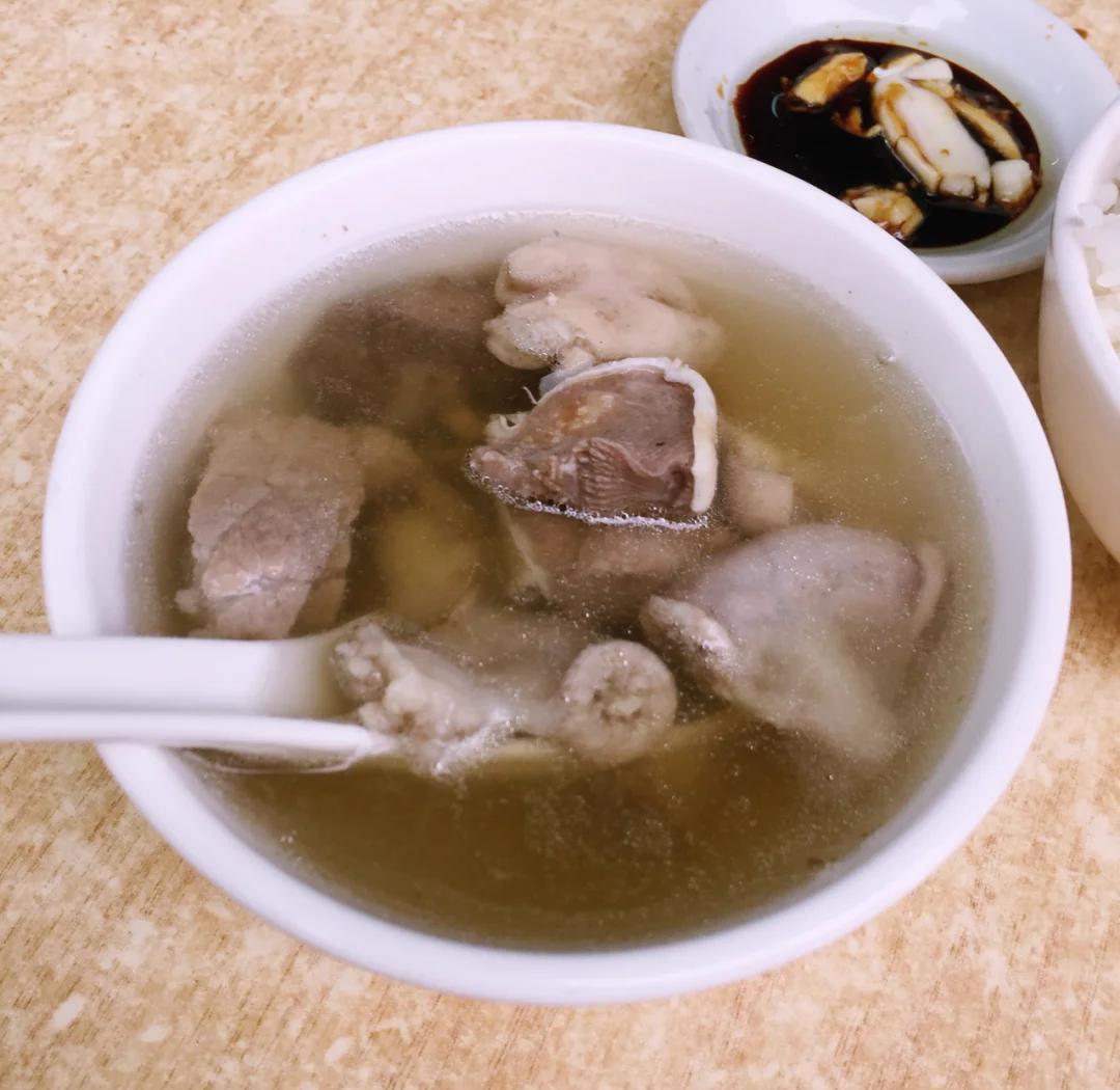 荫城猪汤——当地人的早餐之光_小吃快餐