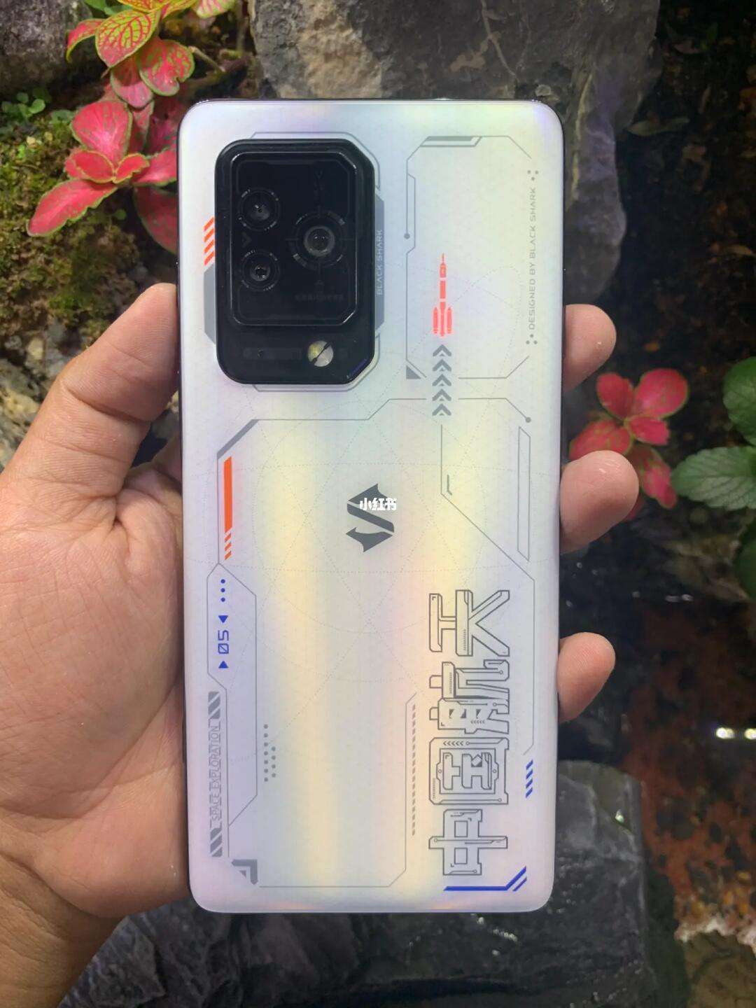 黑鲨5Pro:游戏性能的巅峰之作_手机