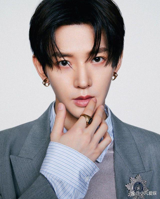 揭秘内娱男明星们偏爱的服装品牌_男外套