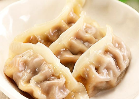 蒸饺酸了……还可以吃吗,香葱猪肉蒸饺
