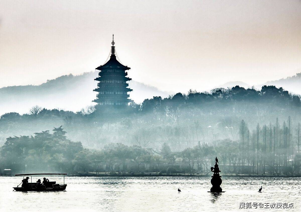 杭州西湖游记:自然与人文的交融_绿茶