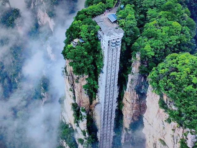 中国国家地理:张家界百丈峡的天光云影