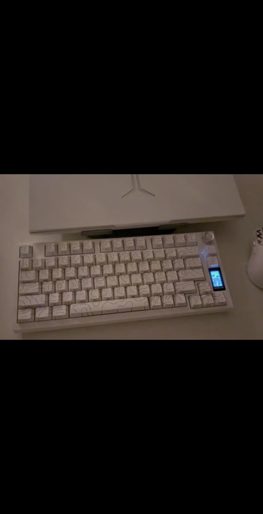 前行者键盘怎么样黑色彩虹背光键盘鼠标