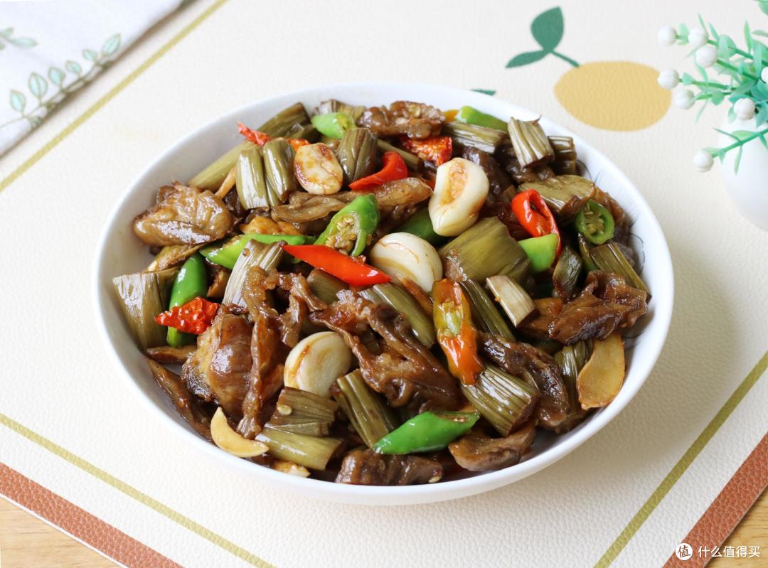 焖菜烹饪技巧与食材搭配研究_禽蛋肉类