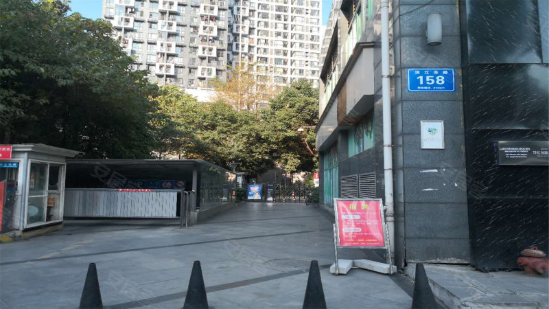 谁了解成都怡丰新城小区二手房出售信息