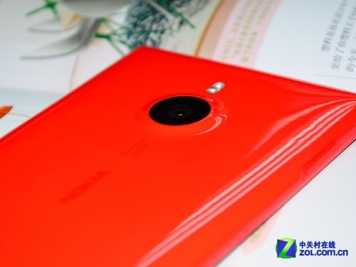 诺基亚(NOKIA)Lumia1520手机整体外观评测