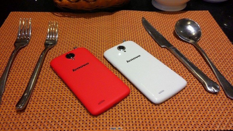 联想(联想)S820联通版手机整体外观评测