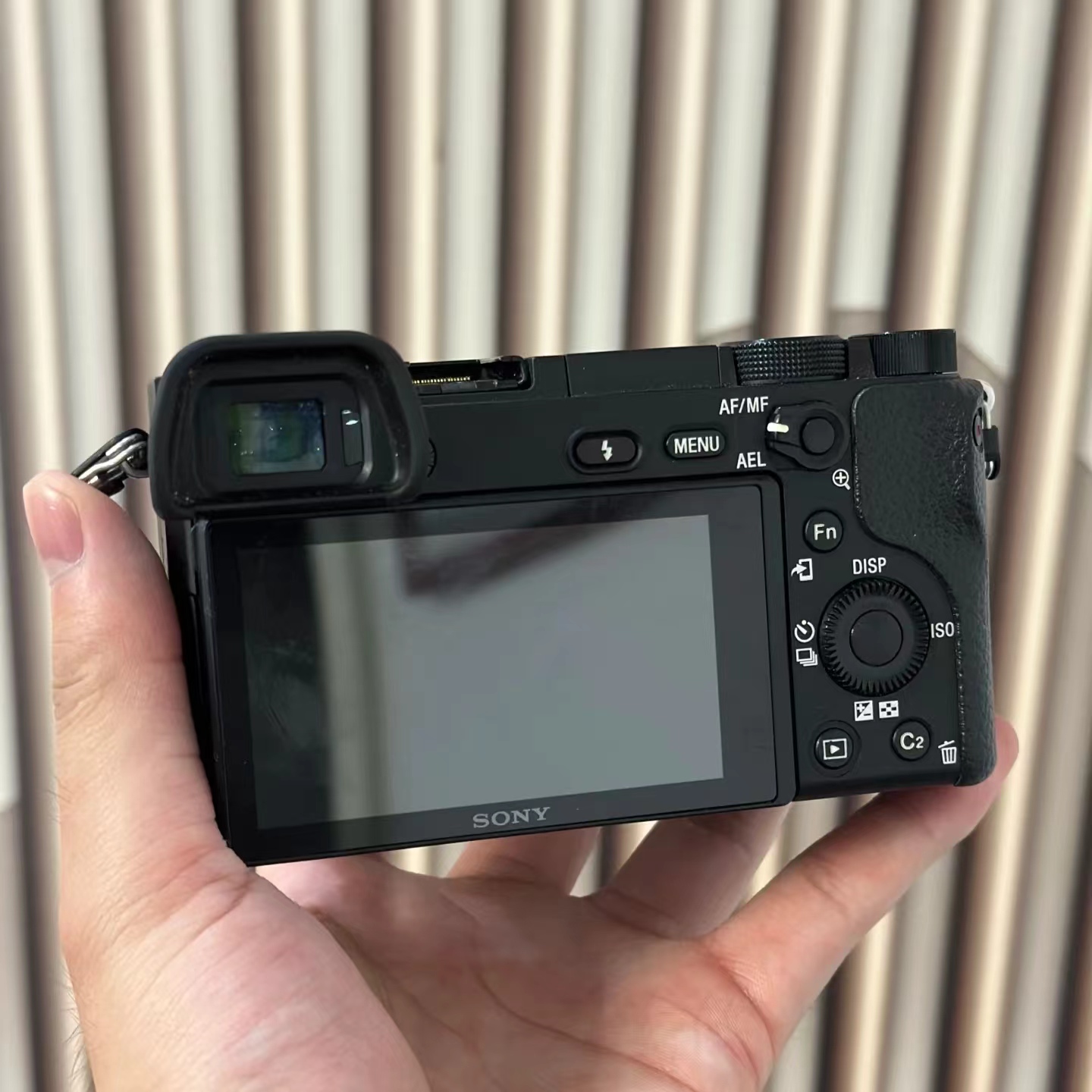 索尼A6700和索尼A6400(单机)综合对比