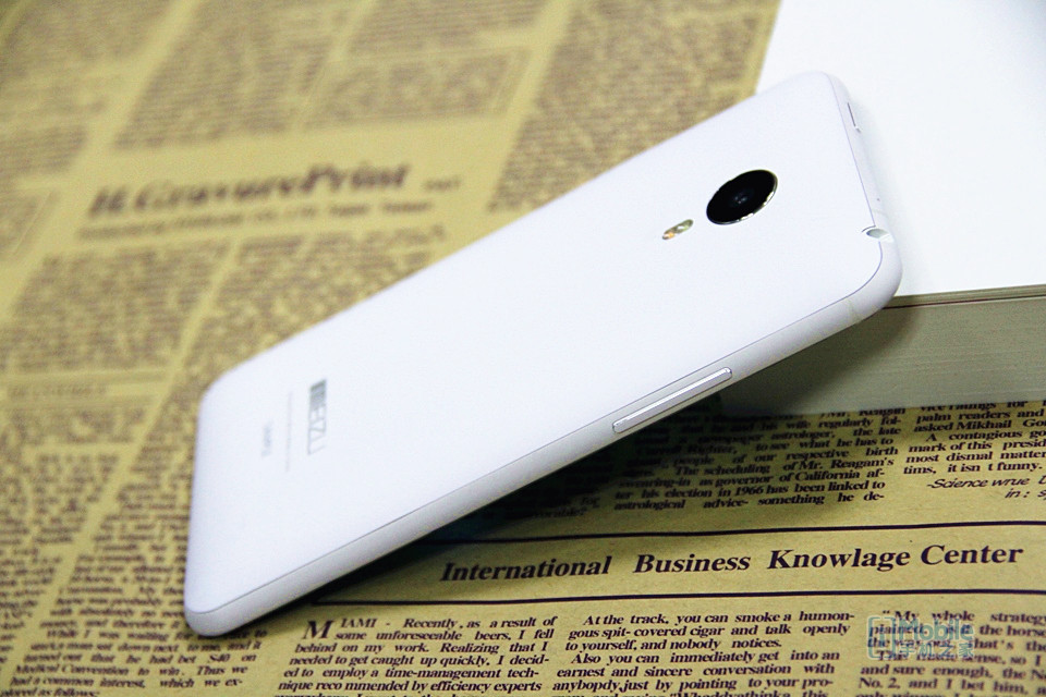 魅族(MEIZU)MX4双4G手机整体外观评测
