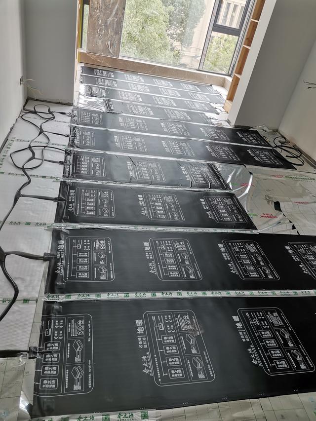 请问无锡市地暖安装一平方要花多少钱?
