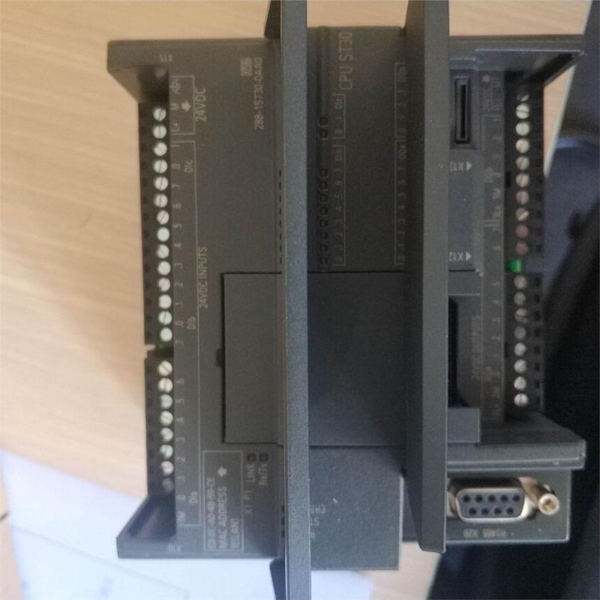 西门子PC877C通讯连接不上维修诚信为本,快速修复