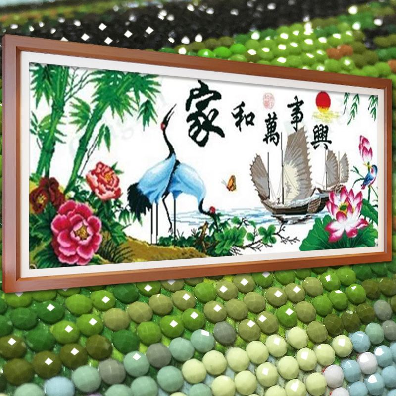 钻石画十字绣家和万事兴挂在客厅的哪个位置好求大神指教