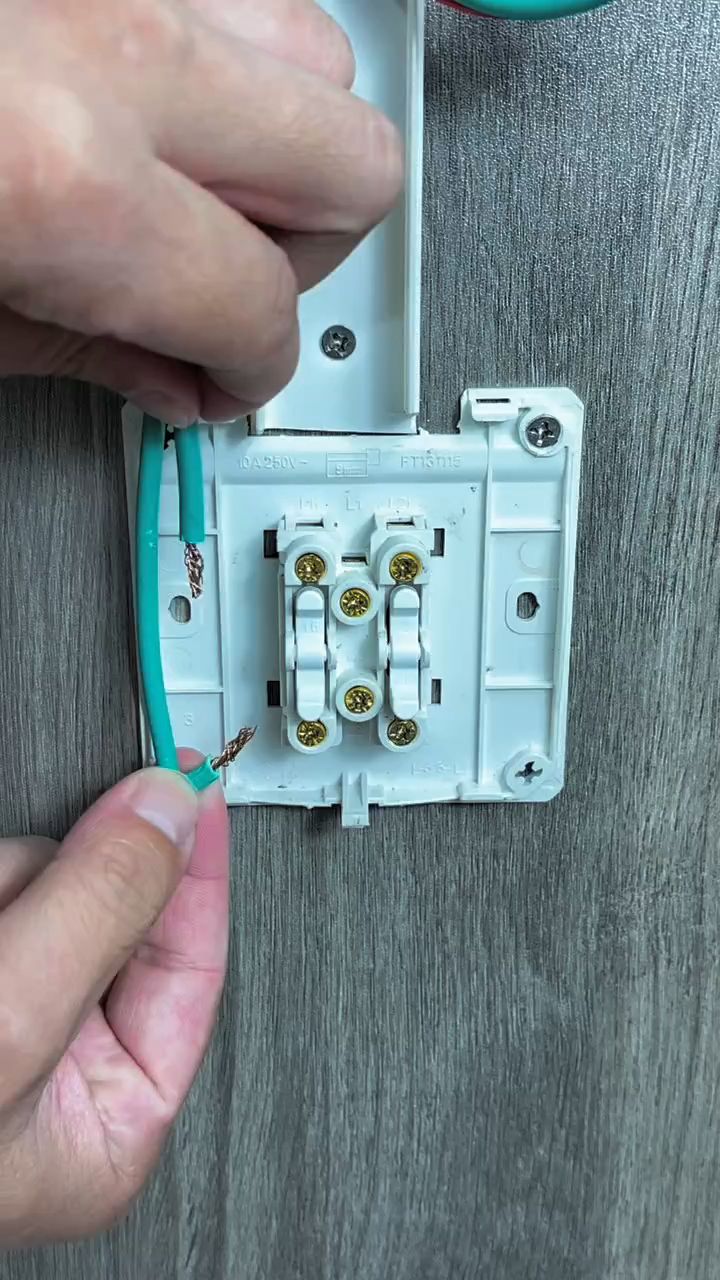开关面板中常说的一开双控、二开双控是什么意思呢