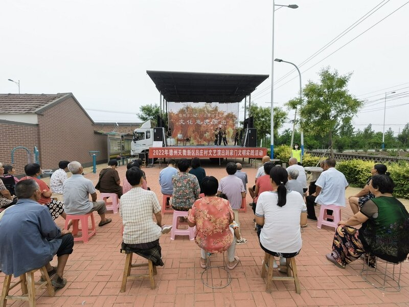 北京青年宫影剧院:电影放映,文艺演出,文化活动及会议,食品