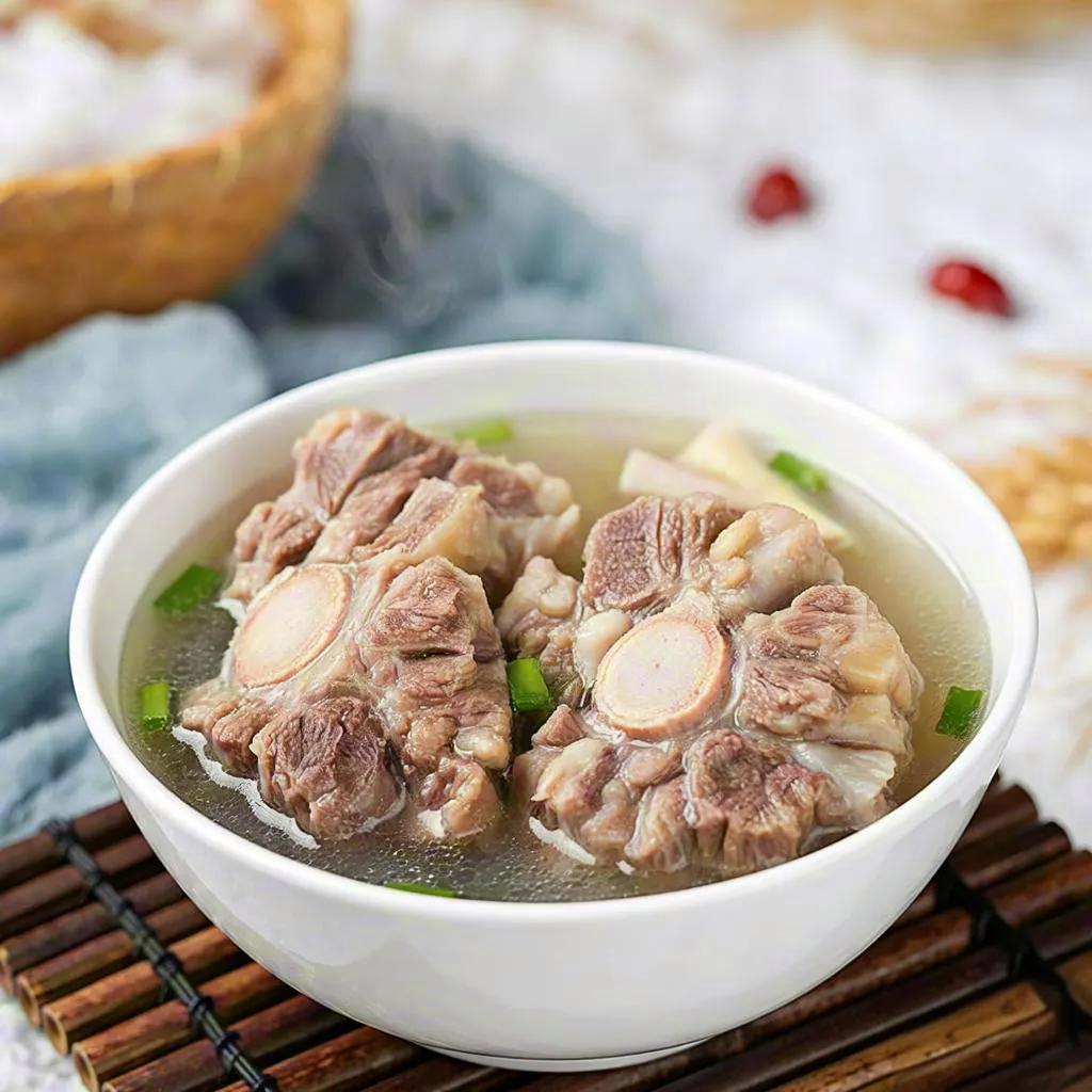 清炖牛尾汤的功效与作用