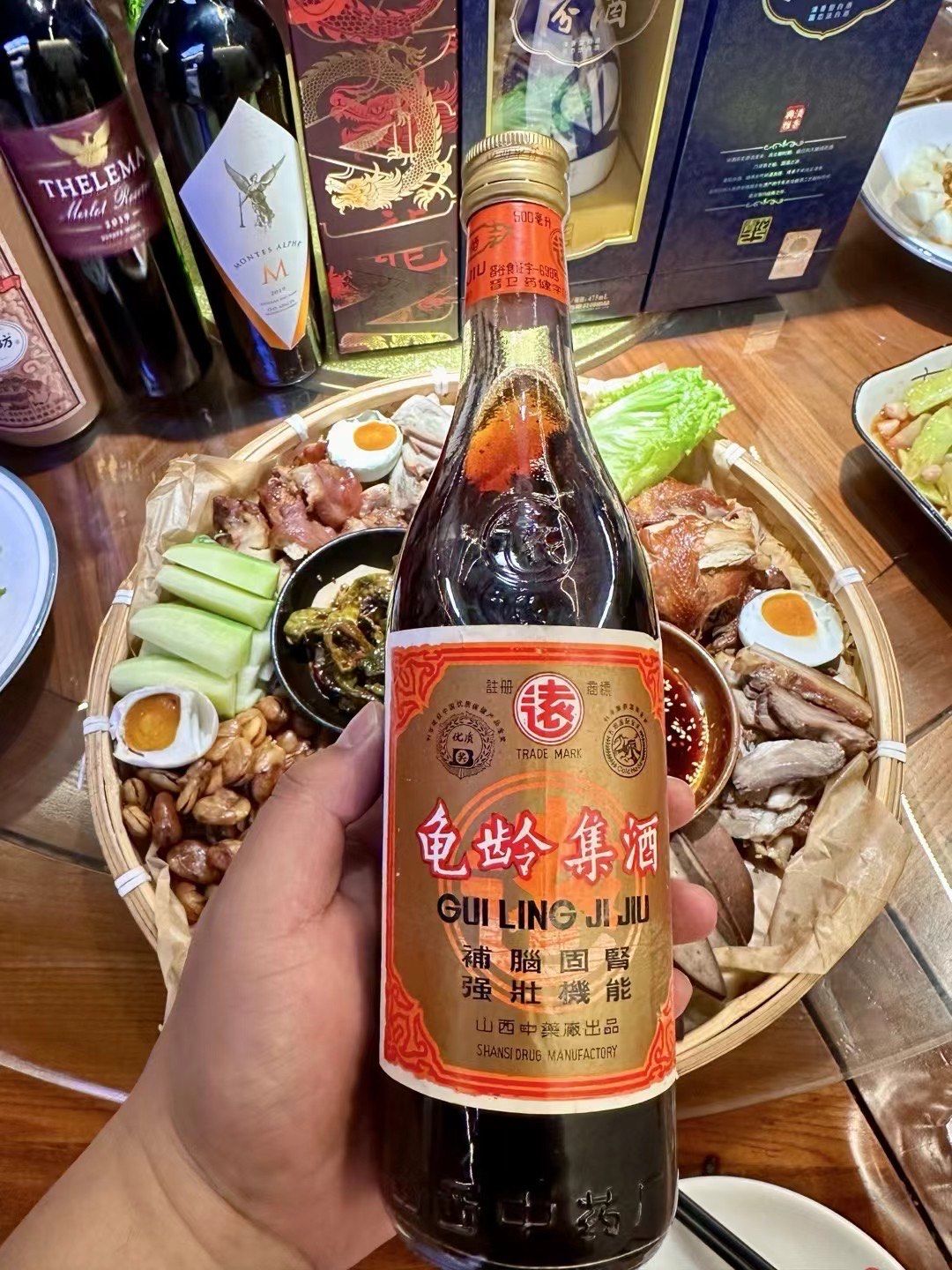 热情款待是什么意思