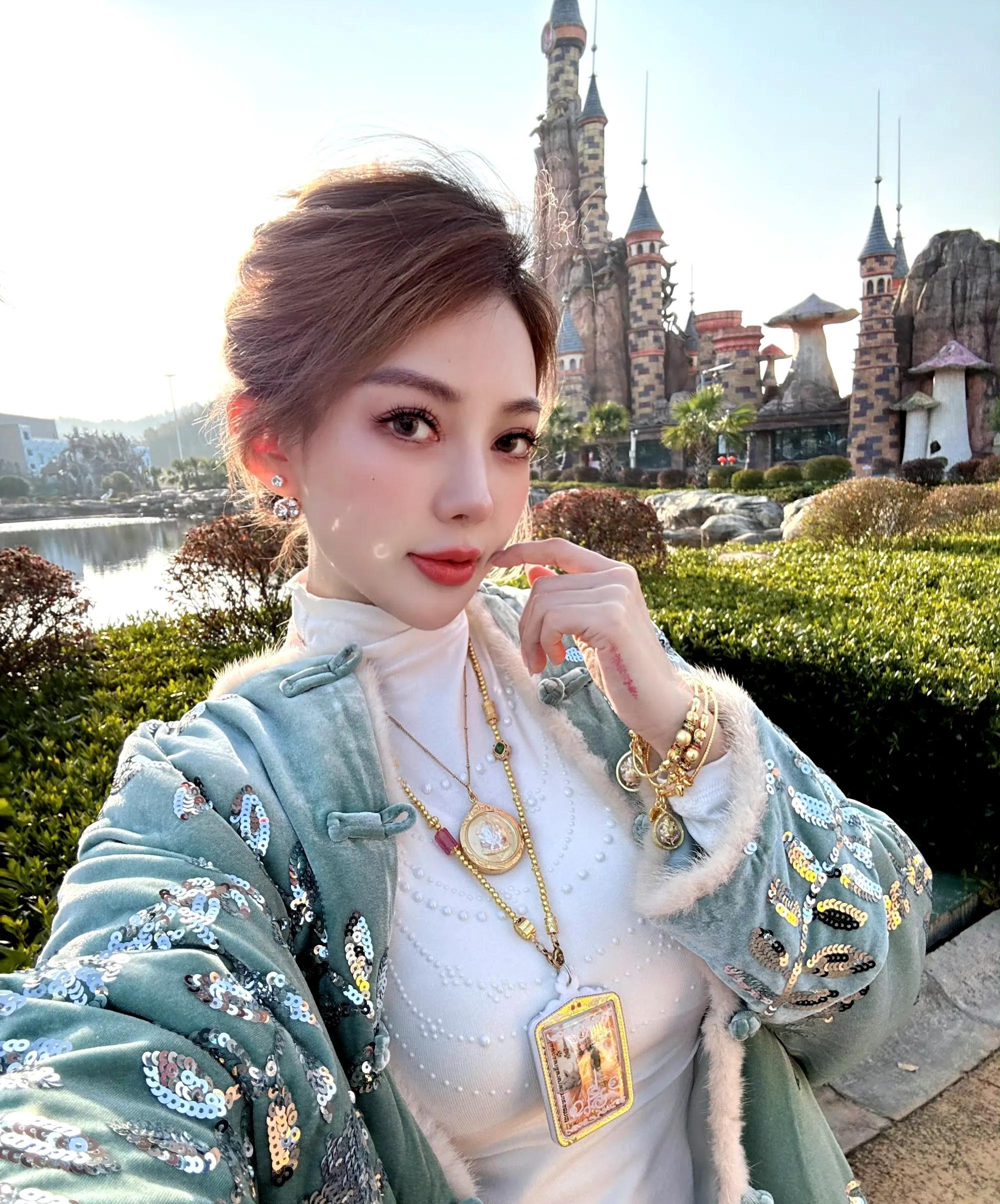 郭美美是谁的孩子