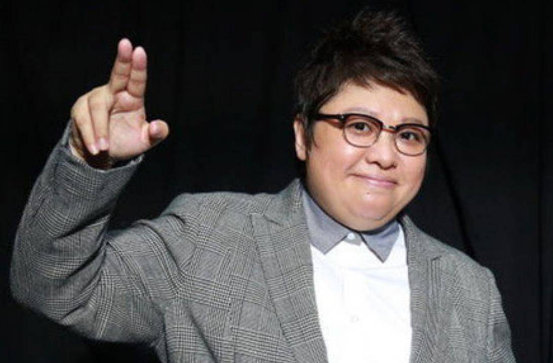 韩红是同性恋是真的吗