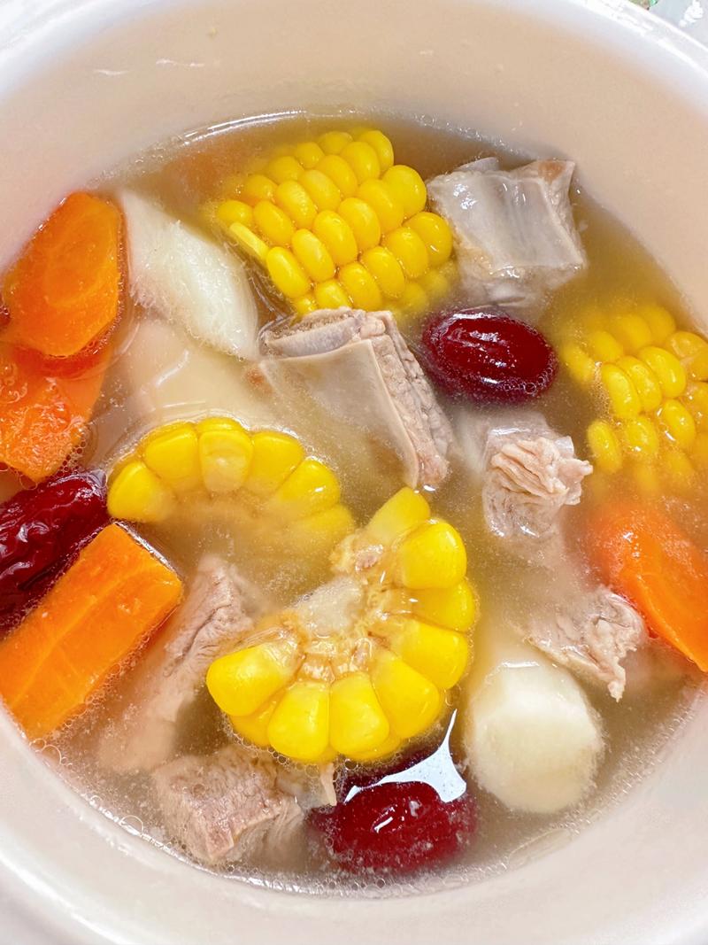煲骨头汤的做法和配料