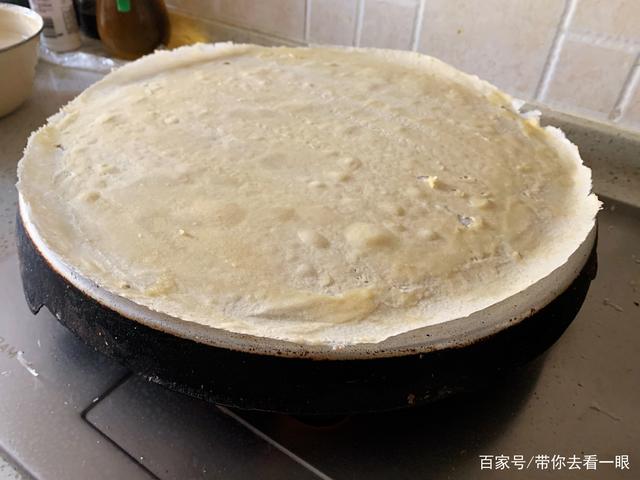 在家摊煎饼怎样调面糊