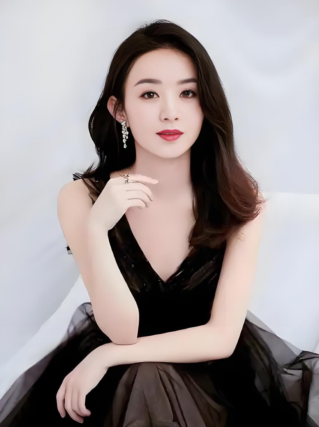 赵丽颖是哪里人,什么学历