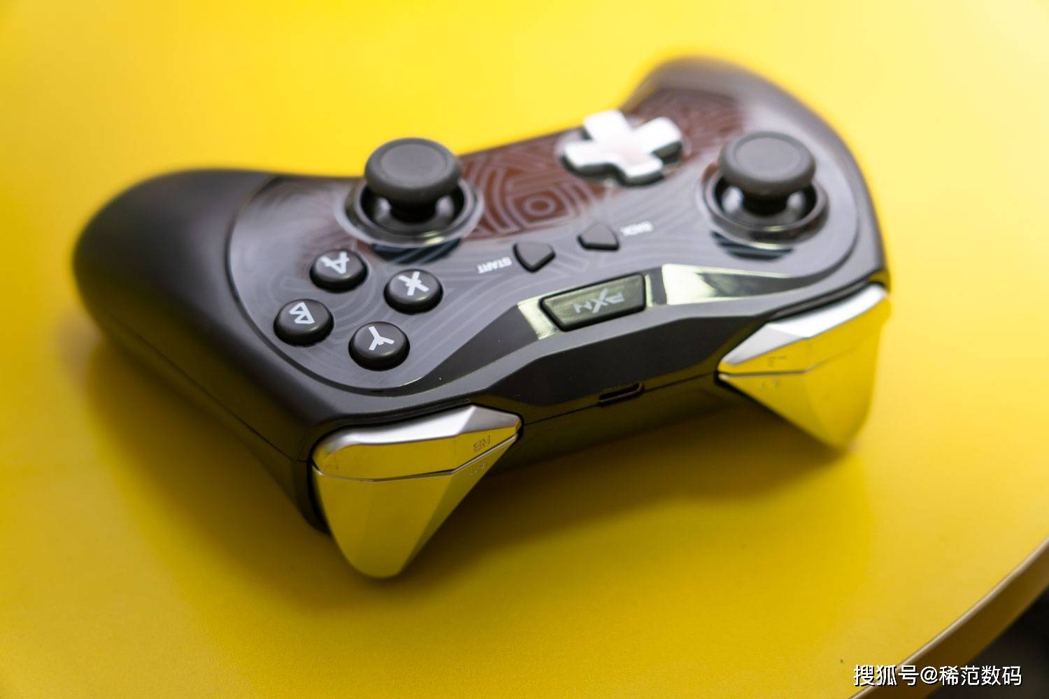 游戏手柄怎么连接手机