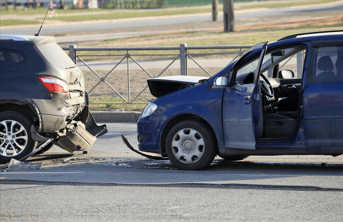 梦见开车撞人了但人没事什么意思
