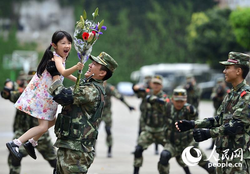 随军家属随队是什么意思