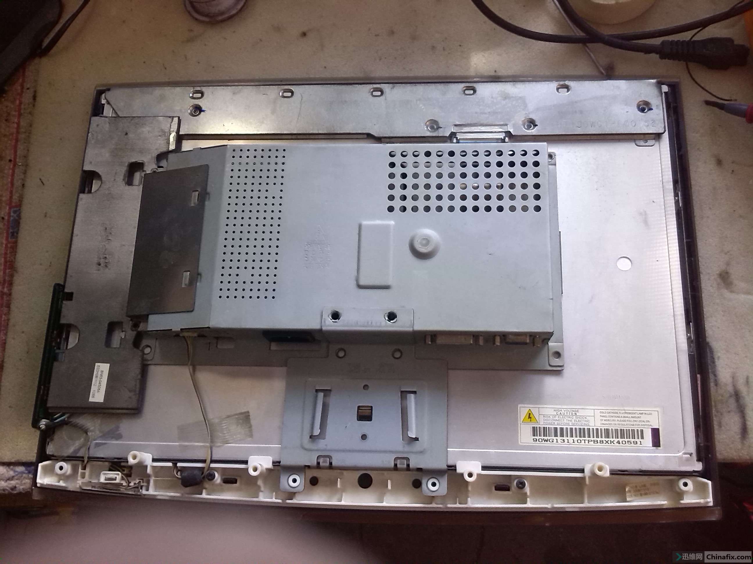 三星s9+屏幕闪烁颜色不正常