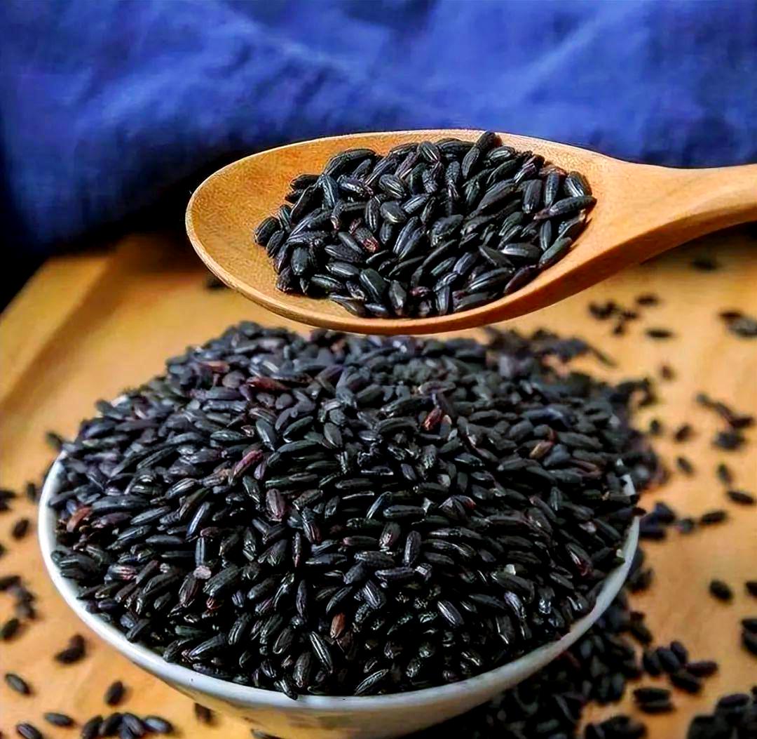 黑米和白米有什么区别营养