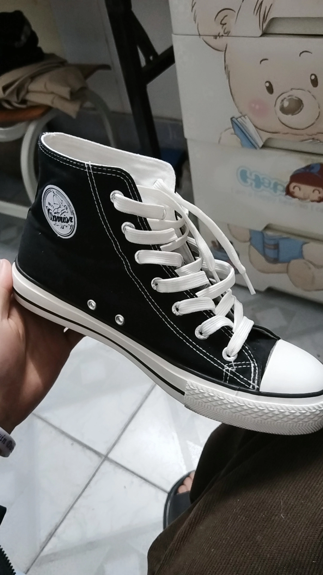 帆布鞋怎么洗不会变黄