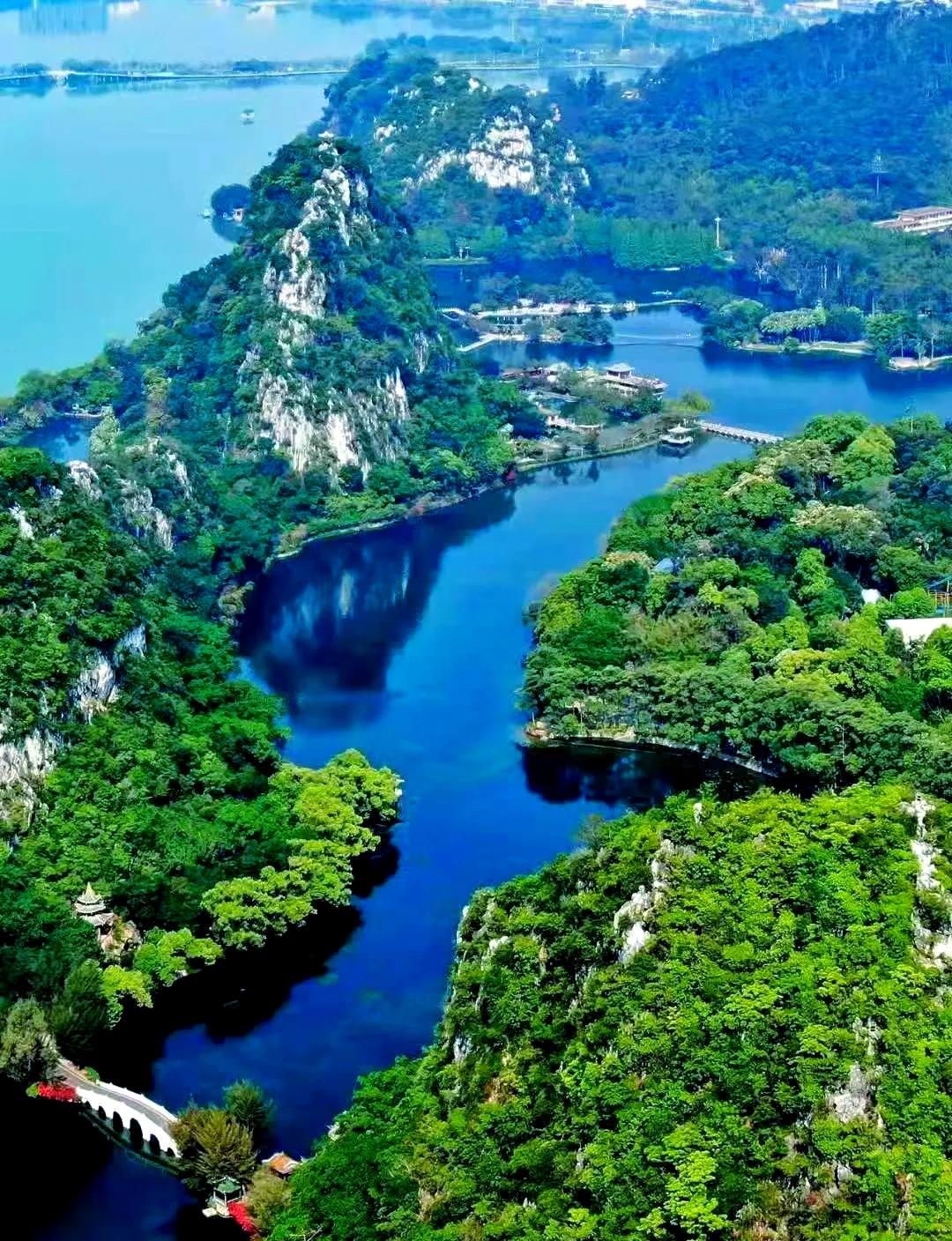 四季如春是哪一座城市