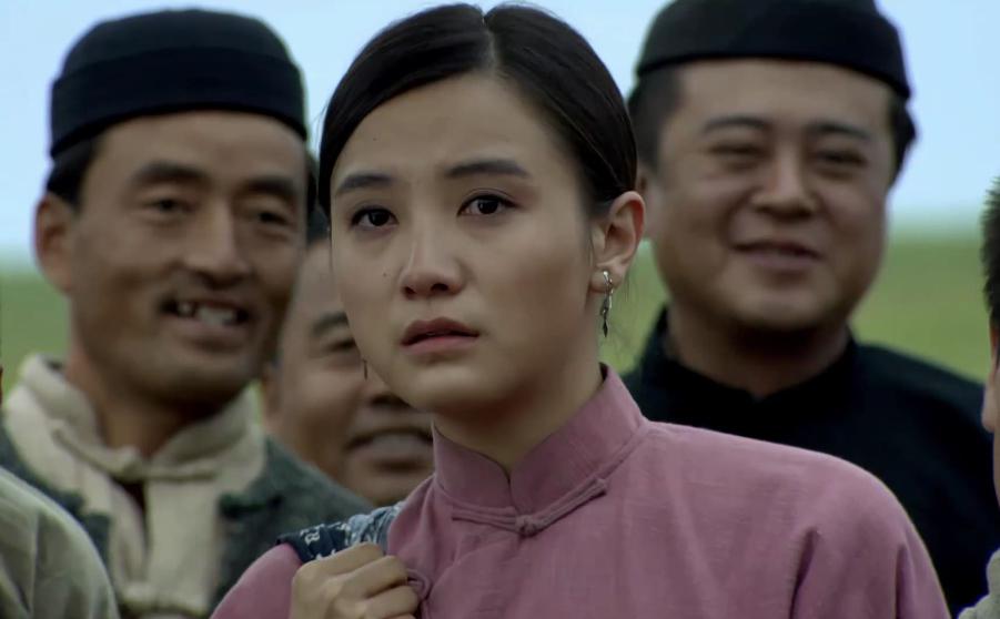 闯关东里面的鲜儿最后嫁给谁了