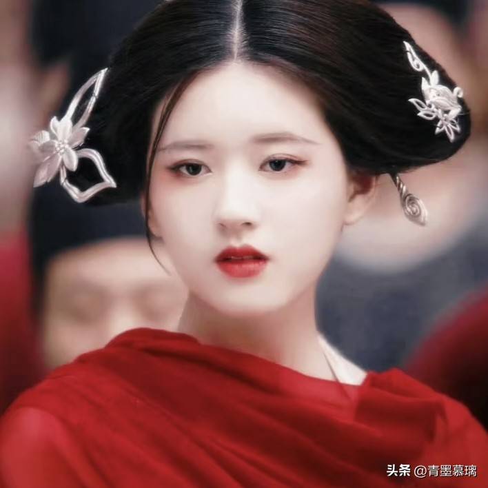 春花秋月男女主角扮演者