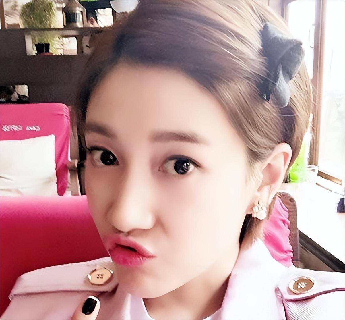 啜妮怎么读 个人资料